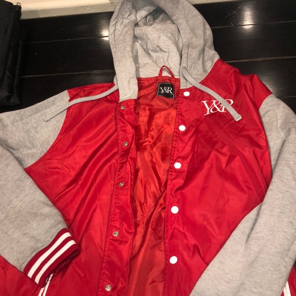 Y&R red bomber with grey hoodie - Picture 1 of 2